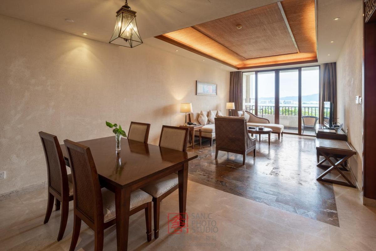 Stony Brook Villa Jianguo Resort Санья Экстерьер фото