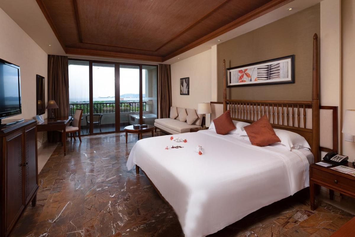 Stony Brook Villa Jianguo Resort Санья Экстерьер фото