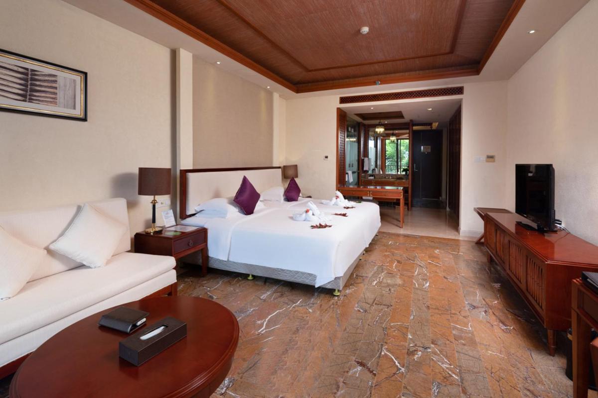 Stony Brook Villa Jianguo Resort Санья Экстерьер фото