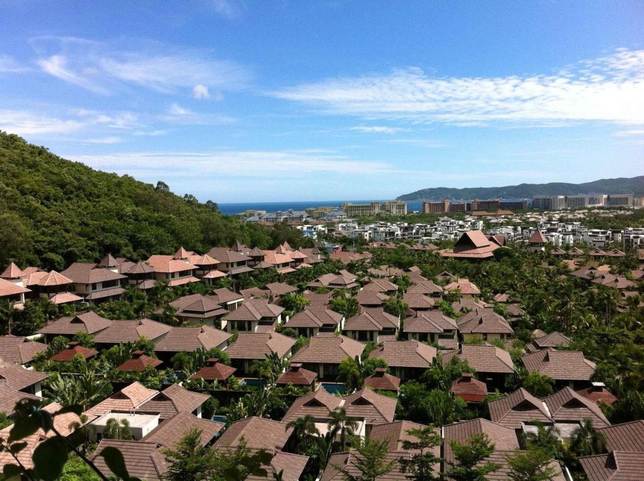 Stony Brook Villa Jianguo Resort Санья Экстерьер фото
